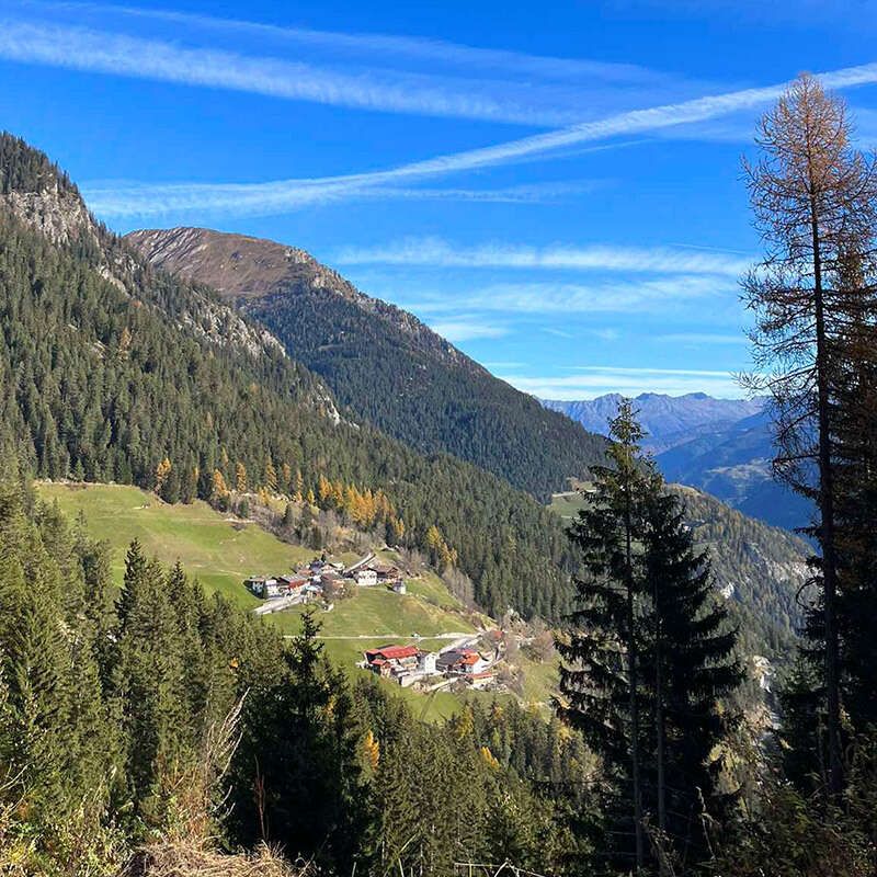Weiler Kobl im Sommer mit Ausblick auf den Sonnenhof